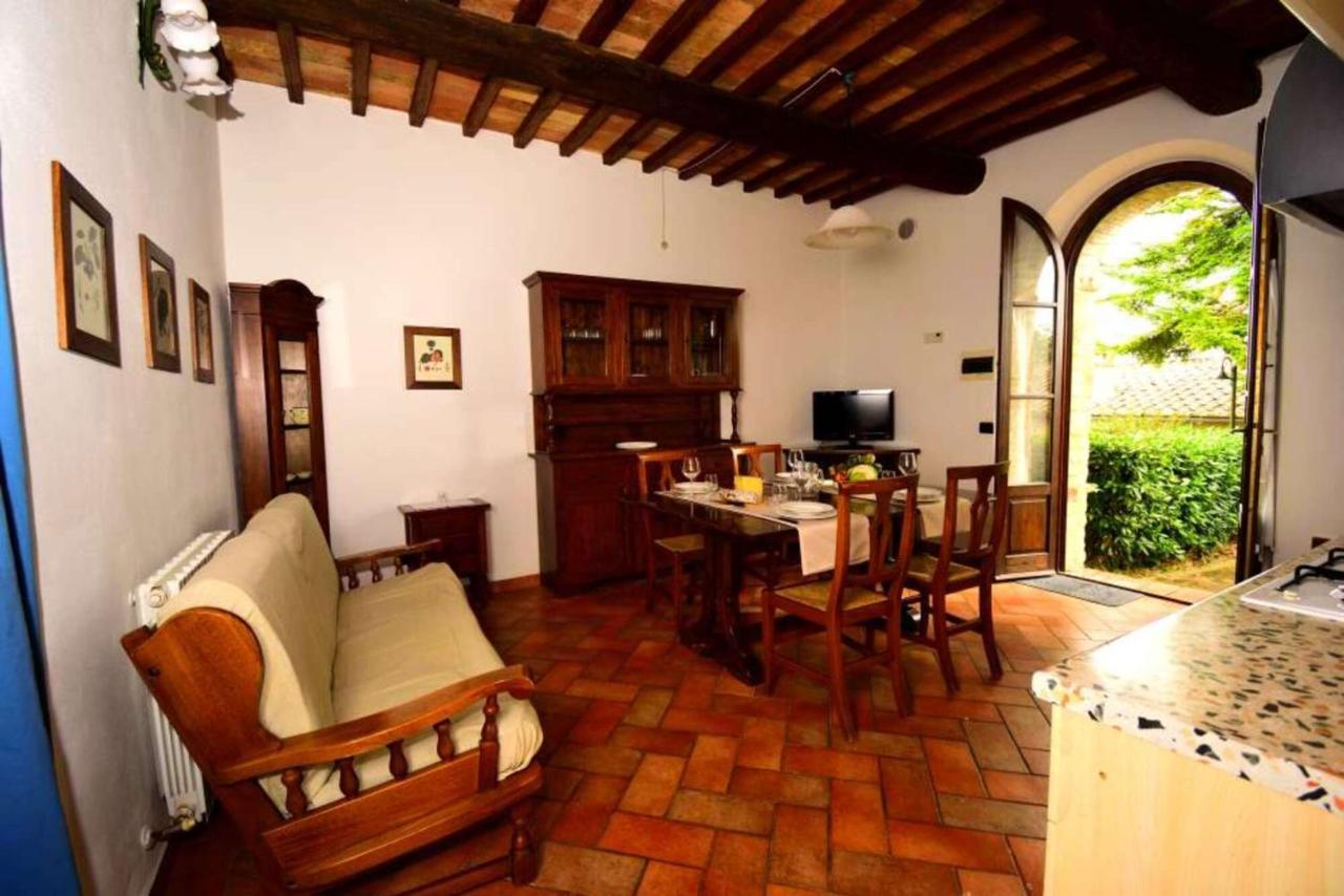 Le Rocche Di Valiano Aparthotel ภายนอก รูปภาพ