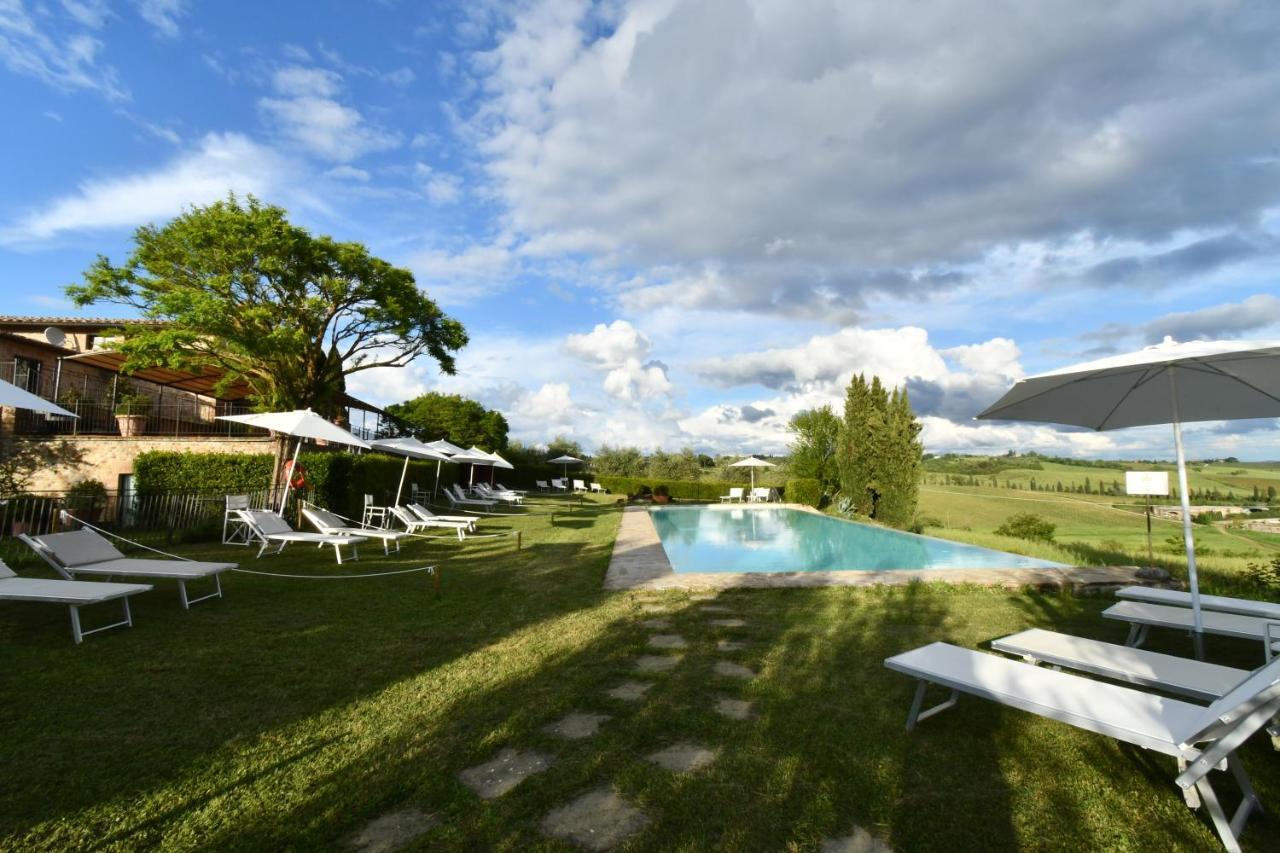 Le Rocche Di Valiano Aparthotel ภายนอก รูปภาพ